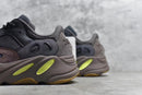 Yeezy Boost 700 v1 Mauve Marrom