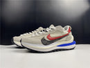 Sacai x Nike VaporWaffle "Sport Fuchsia Game Royal"