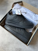 NIKE AIR FORCE F1