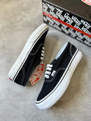 VANS AUTHENTIC