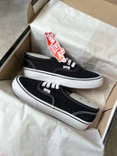 VANS AUTHENTIC