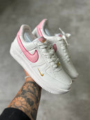 NIKE AIR FORCE