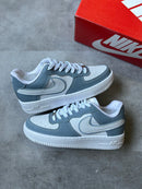 NIKE AIR FORCE