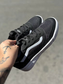 VANS ULTRARANGER