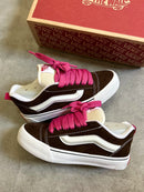 VANS KNU SKOOL