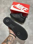 NIKE AIR FORCE F1