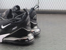 Air Max 270 Preto / Branco