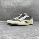 TRAVIS SCOTT X NIKE AIR JORDAN 1 LOW OG REVERSE MOCHA